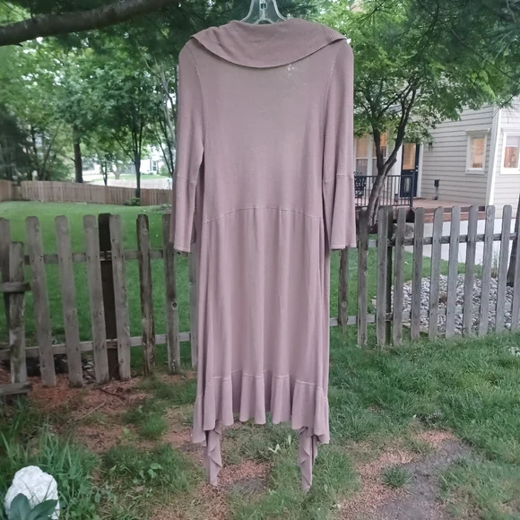 KENAR BOHO COASTAL GRANNY RUFFLED SWEATER WRAP MEDIUM MOCHA - Picture 8 of 17